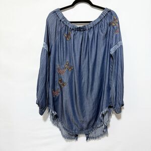 Standard Grace Size L Chambray Boho Peasant Top Butterfly Embroidered Fringe Hem